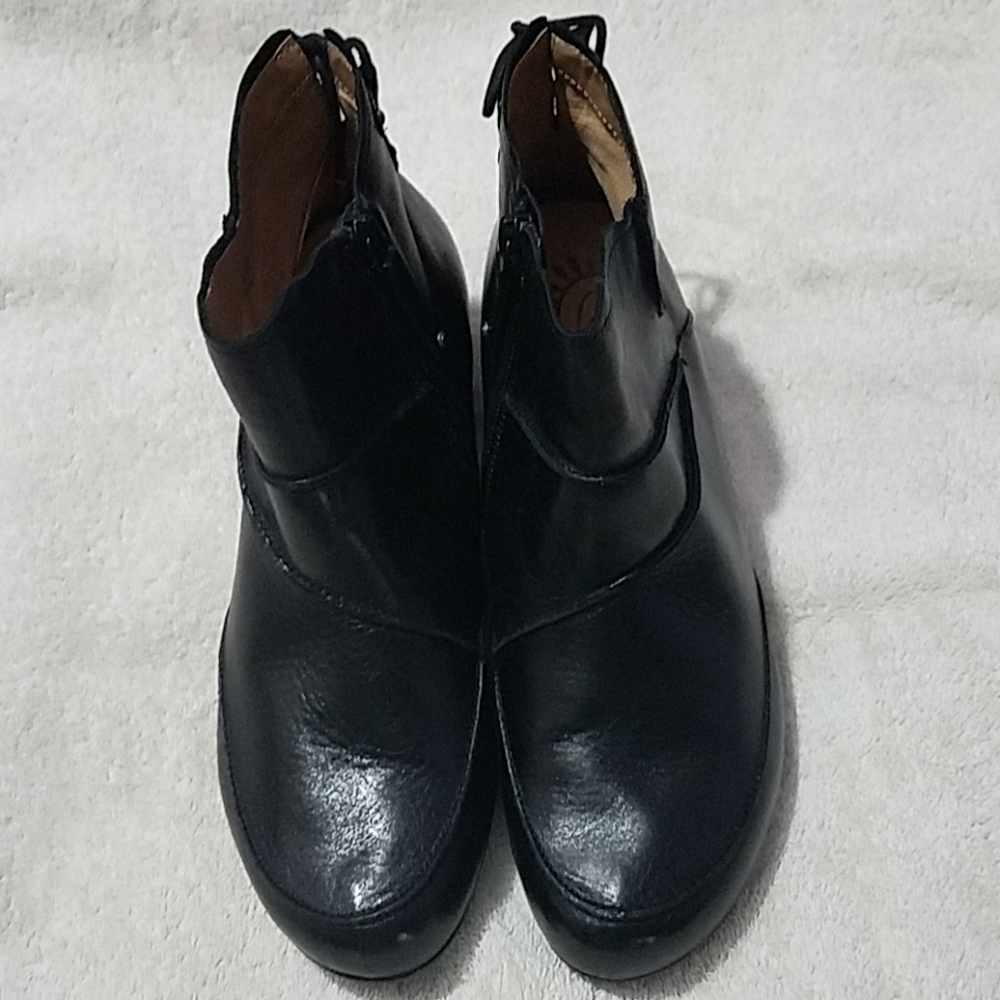 Aetrex Samantha black leather boot